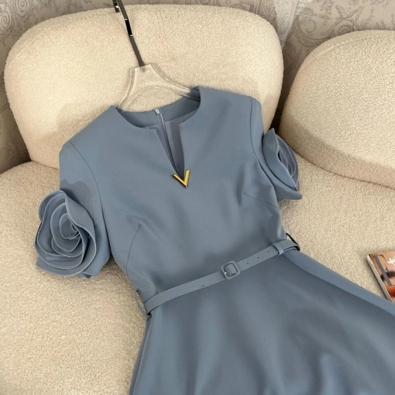 Vibrant Unclassified Brand Dress 152166
