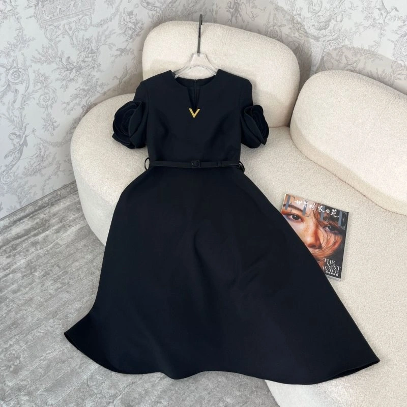 Vibrant Unclassified Brand Dress 152166
