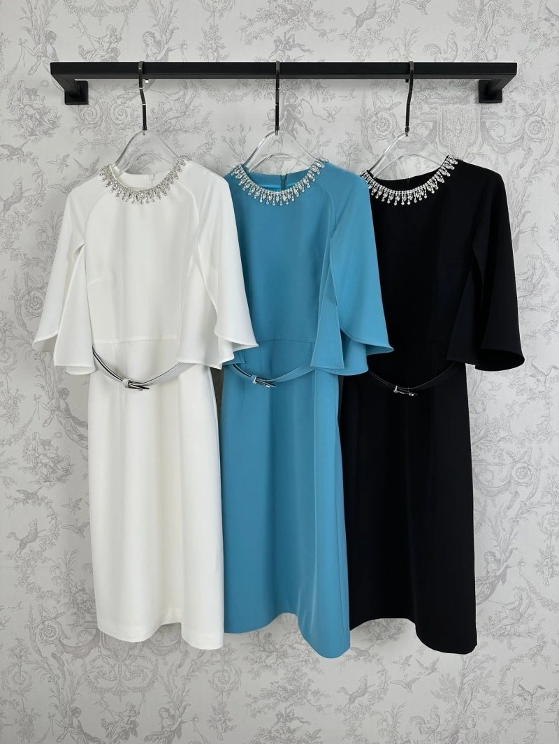 Bold Unclassified Brand Dress 152131