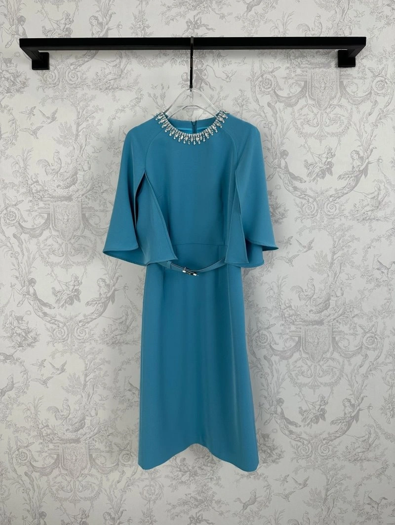 Bold Unclassified Brand Dress 152131