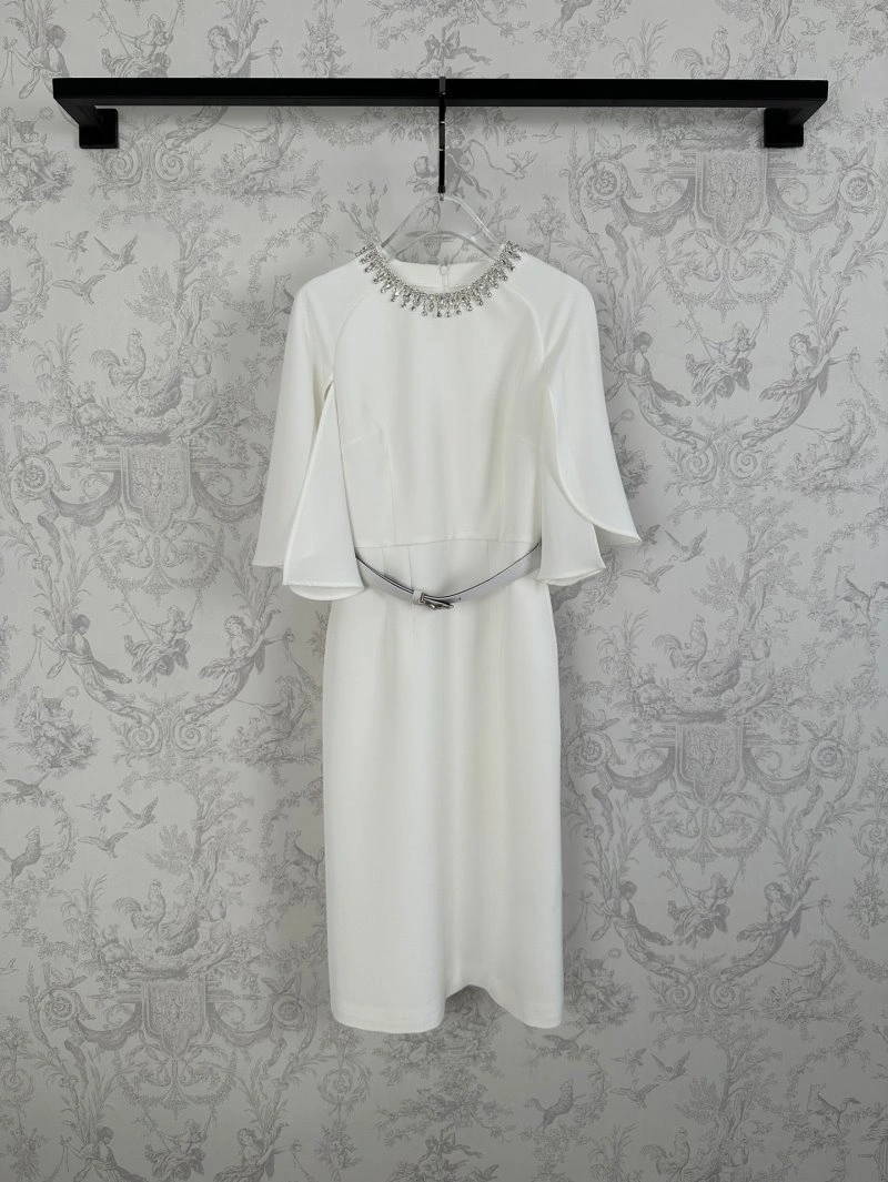 Bold Unclassified Brand Dress 152131