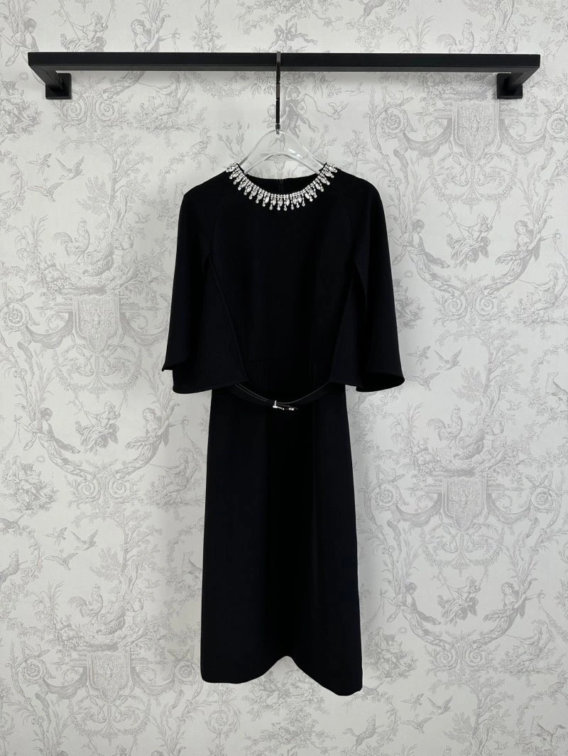Bold Unclassified Brand Dress 152131