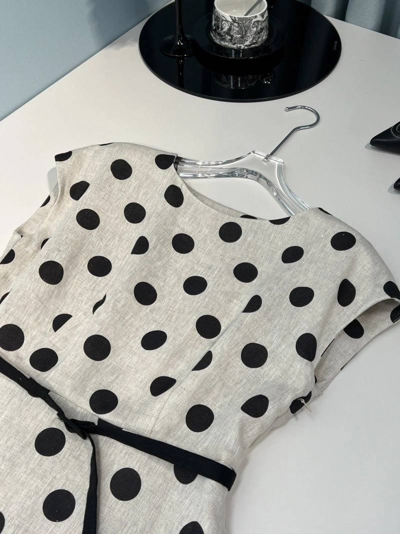 Soft Unclassified Brand Dress 150851