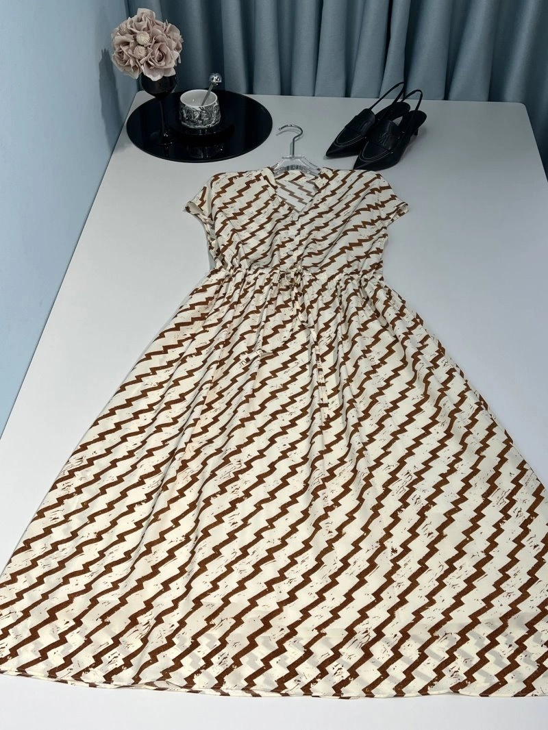 Flexible Unclassified Brand Dress 150829