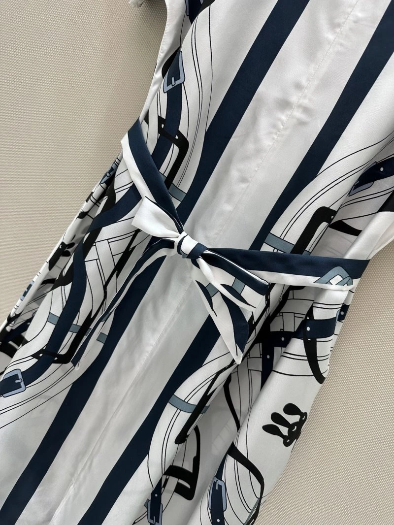 Sleek Unclassified Brand Dress 150784