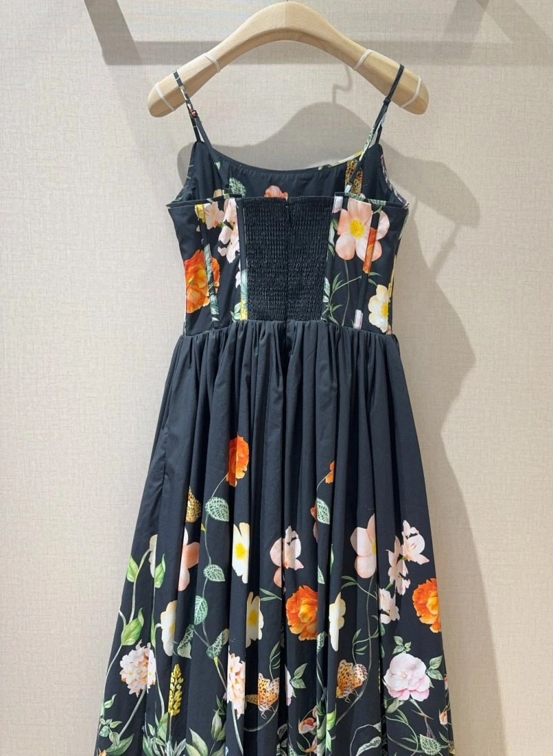 Bold Unclassified Brand Dress 150694