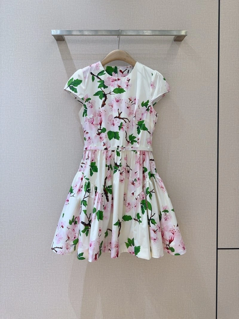 Trendsetting Unclassified Brand Dress 150689