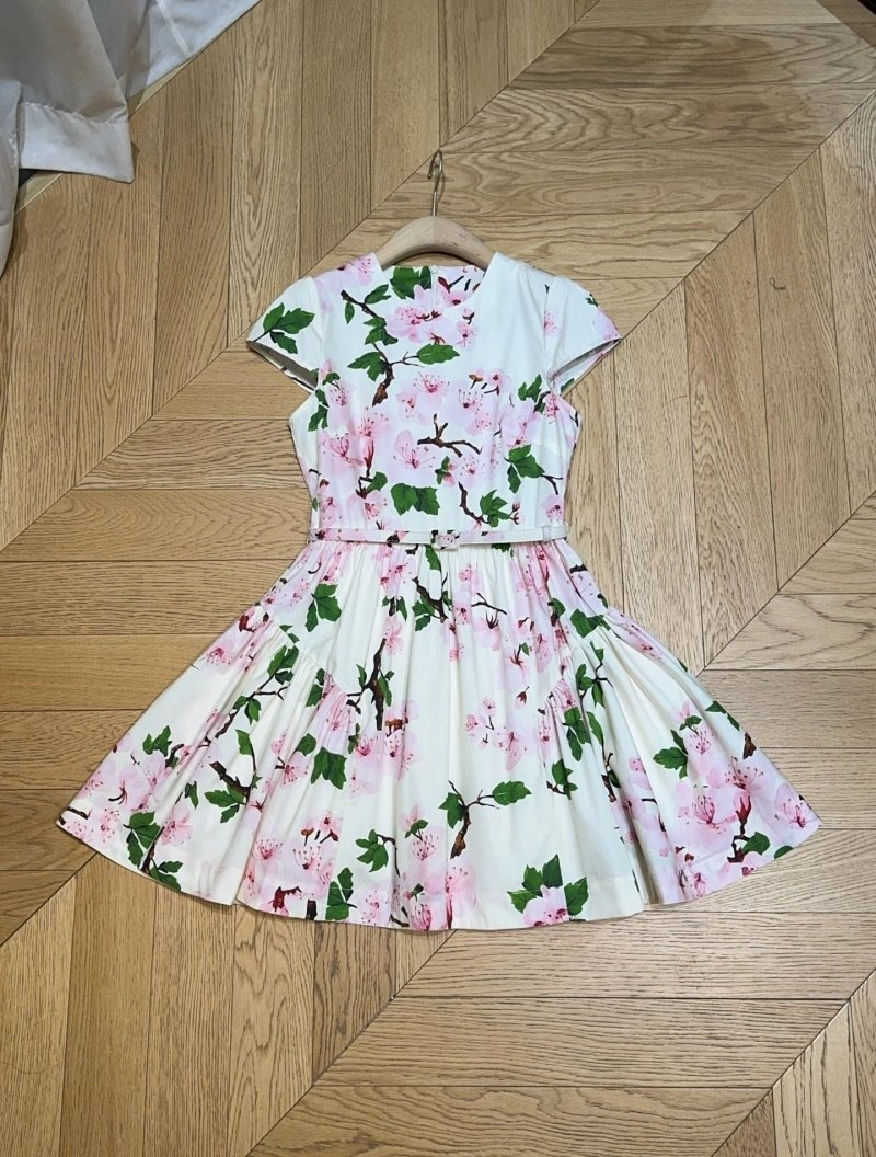 Trendsetting Unclassified Brand Dress 150689