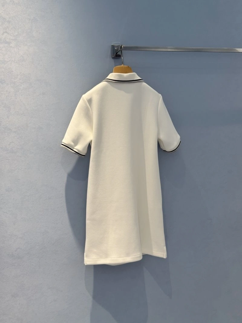 Lightweight Unclassified Brand Dress 150631