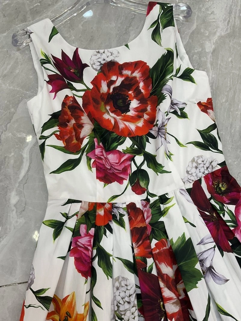 Modern Unclassified Brand Dress 155877