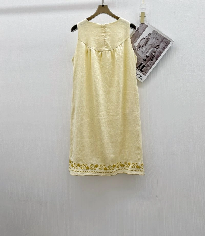 Versatile Unclassified Brand Dress 155844