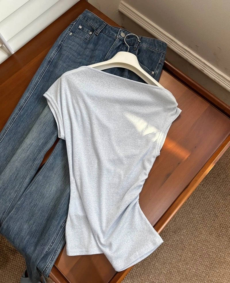 Contemporary Unclassified Brand Dress 155825