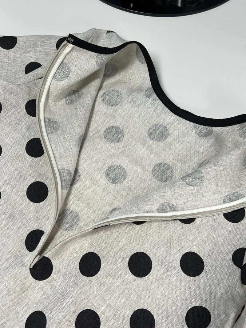 Unclassified Brand Dress Unisex 155818