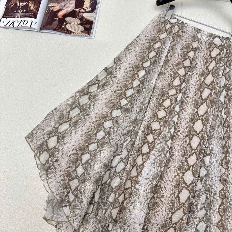 Lightweight Unclassified Brand Dress 155826