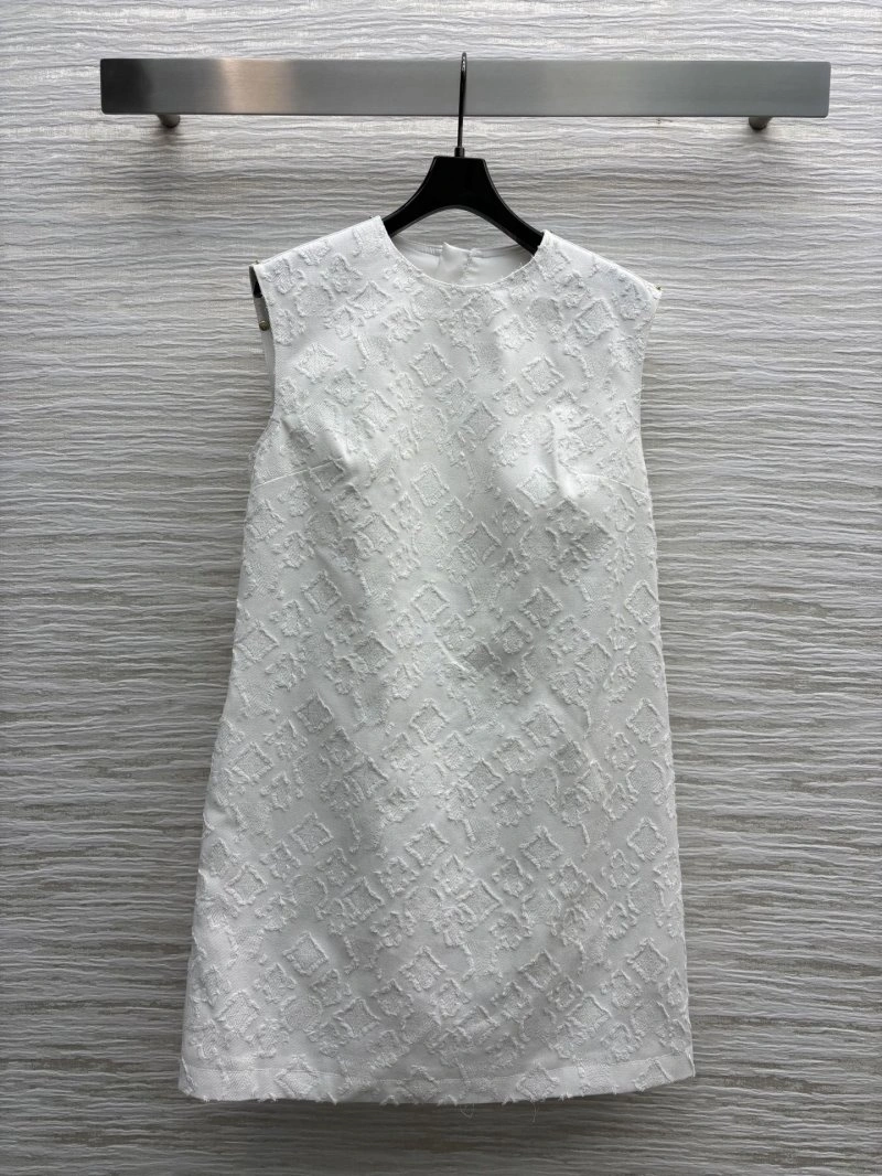 Unclassified Brand Dress WrinkleFree 155737
