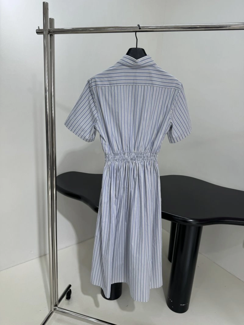 Unclassified Brand Dress SmoothTexture 155700