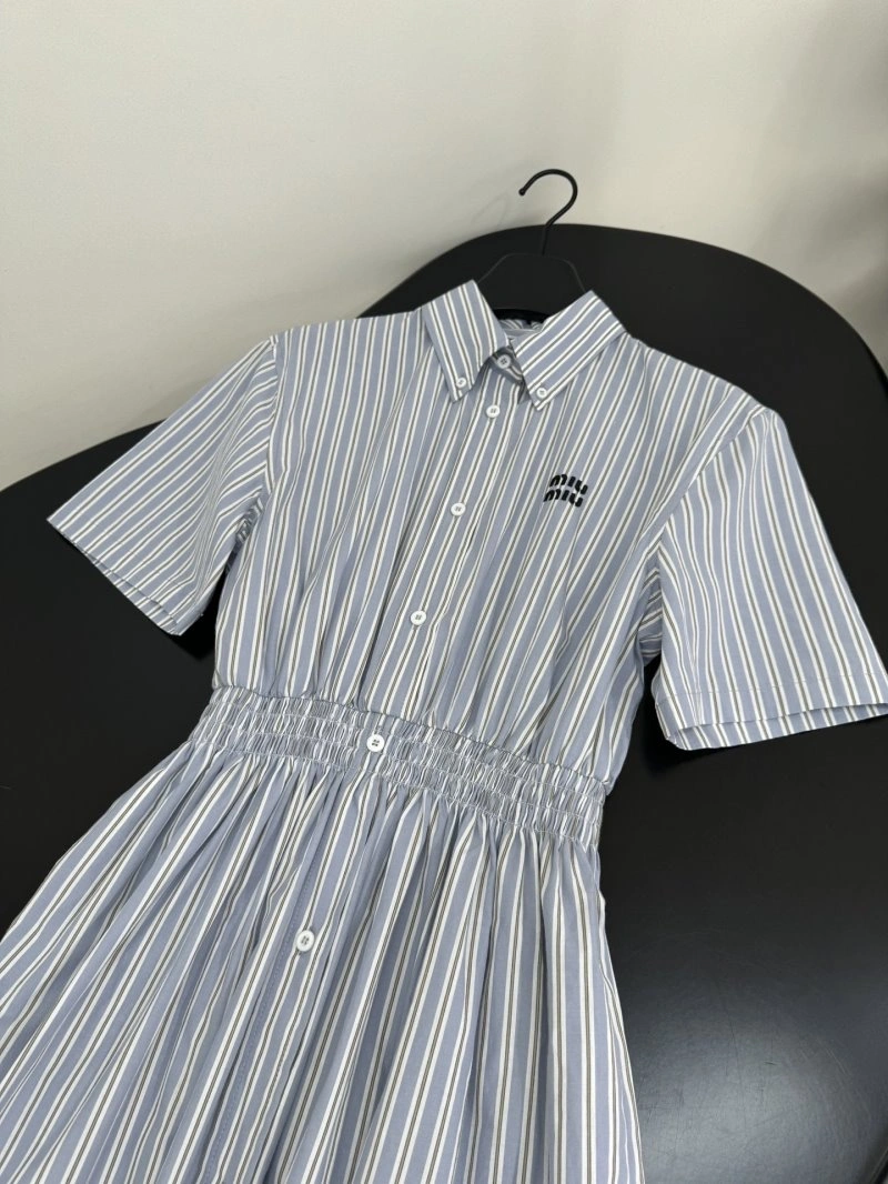 Unclassified Brand Dress SmoothTexture 155700