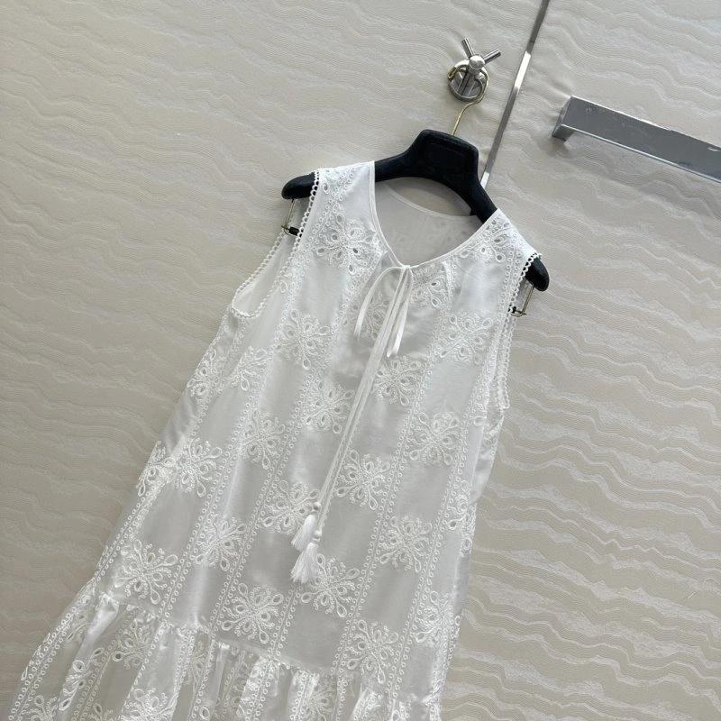 Tailored Unclassified Brand Dress 155734