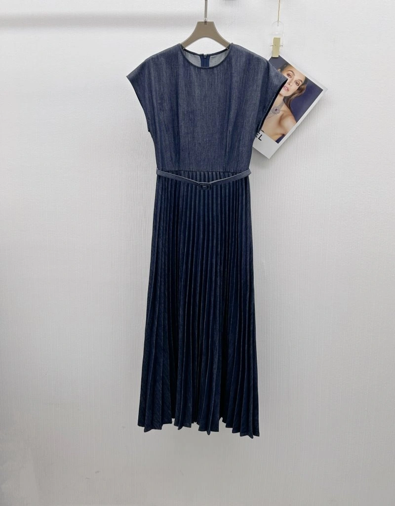 Efficient Unclassified Brand Dress 155643