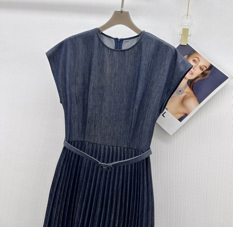 Efficient Unclassified Brand Dress 155643