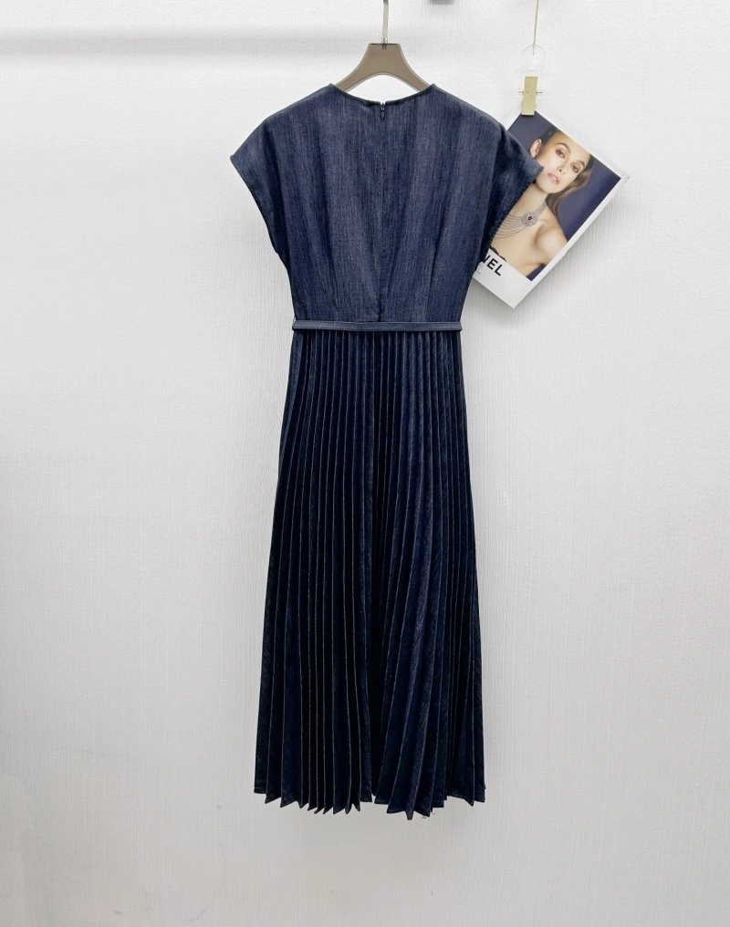 Efficient Unclassified Brand Dress 155643
