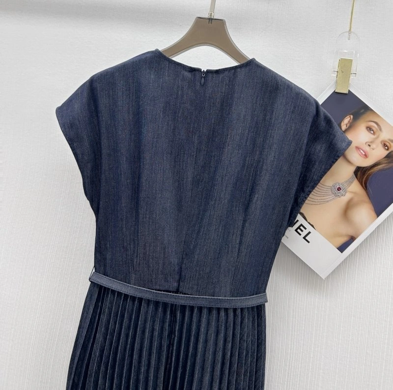 Efficient Unclassified Brand Dress 155643