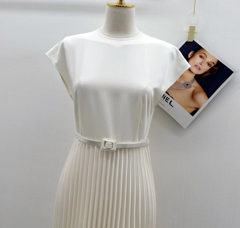 Elegant Unclassified Brand Dress 155650