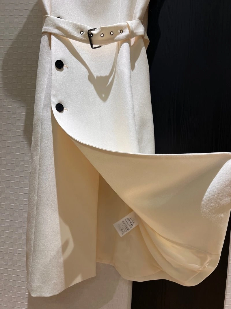 Contemporary Unclassified Brand Dress 148122