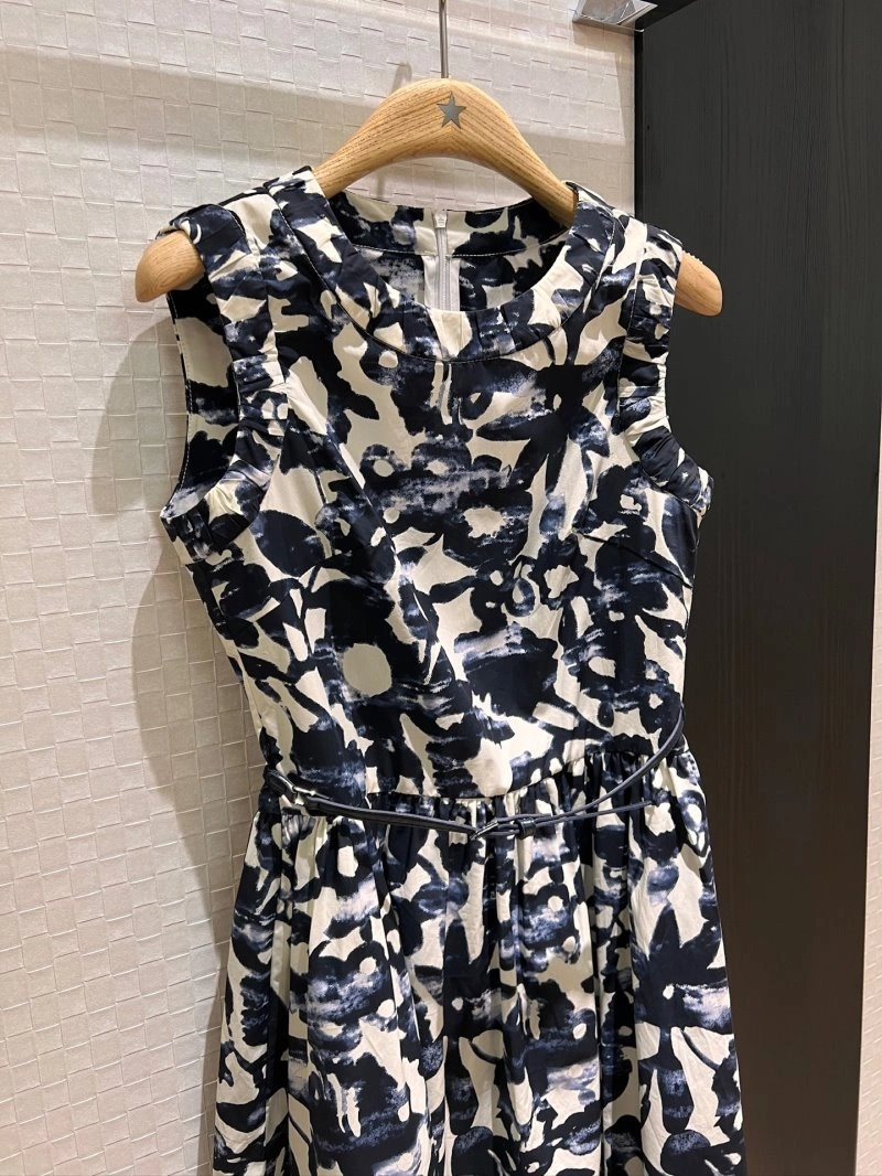 Unclassified Brand Dress EasyCare 148139