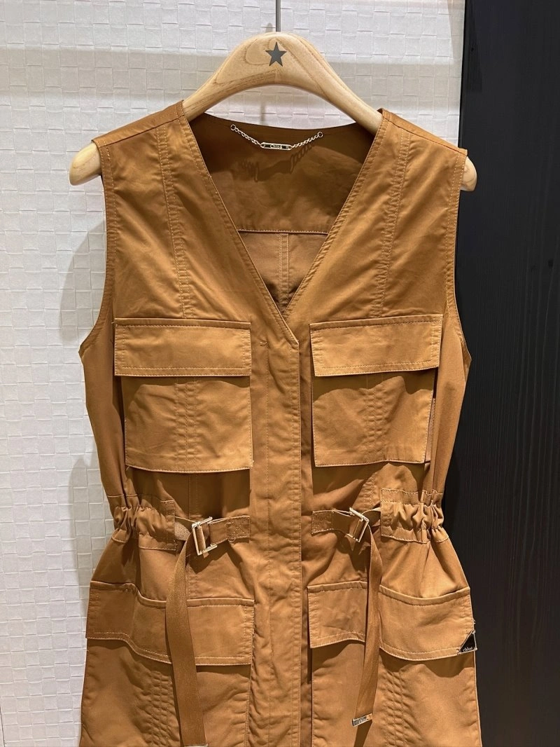 Resilient Unclassified Brand Dress 148085