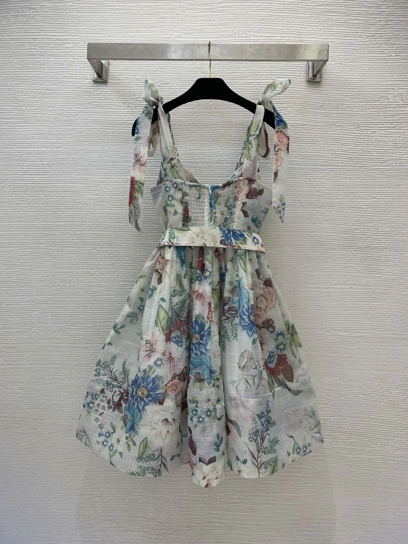 Lightweight Unclassified Brand Dress 148024