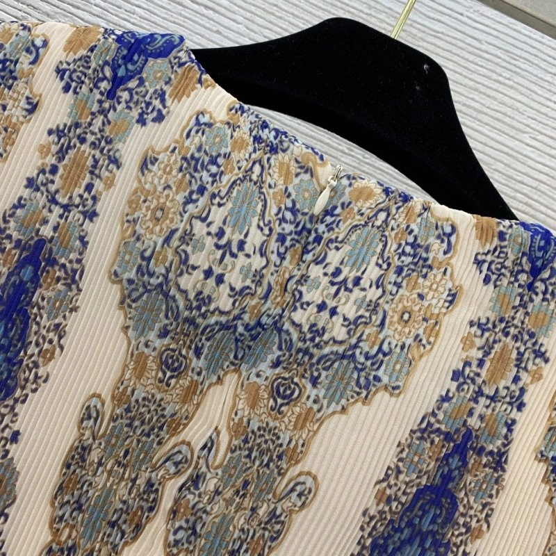 Timeless Unclassified Brand Dress 148021