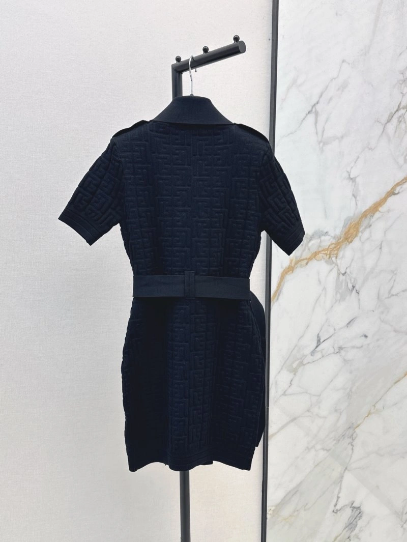 Unclassified Brand Dress Unisex 147931