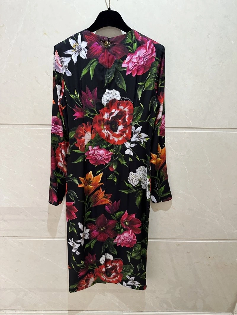 Contemporary Unclassified Brand Dress 147913