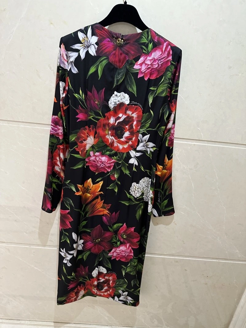 Contemporary Unclassified Brand Dress 147913