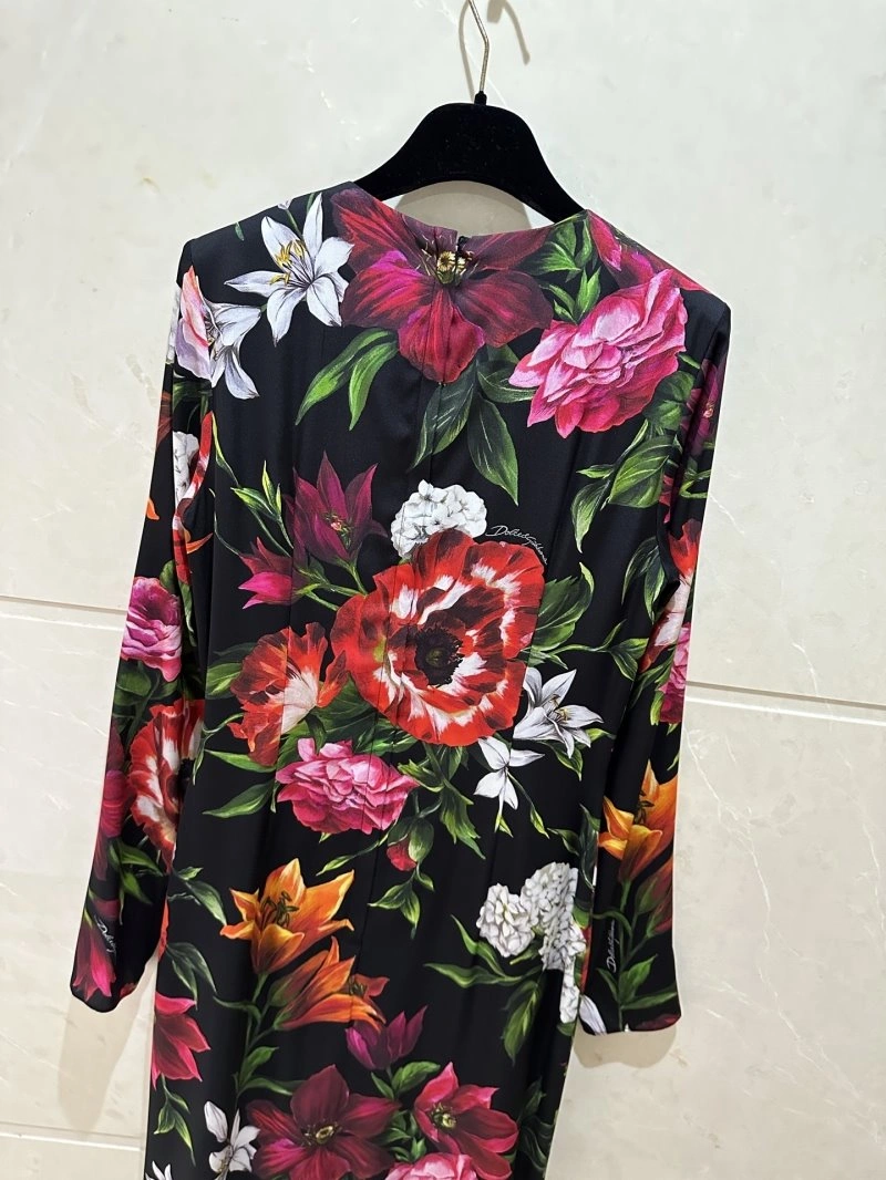 Contemporary Unclassified Brand Dress 147913