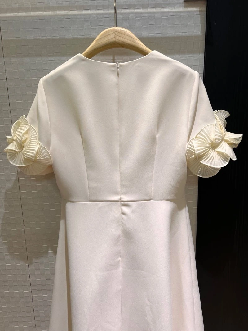 Lightweight Unclassified Brand Dress 147917