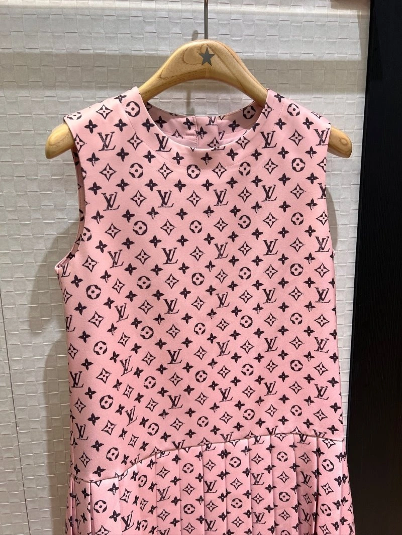 Chic Unclassified Brand Dress 147915