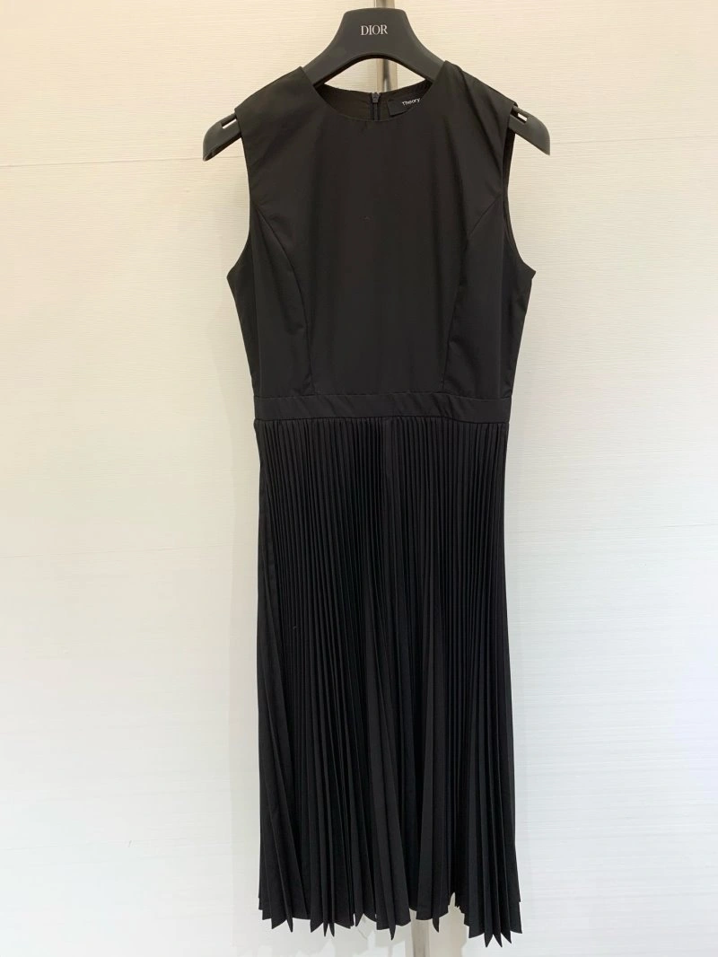 WrinkleFree Unclassified Brand Dress 147911