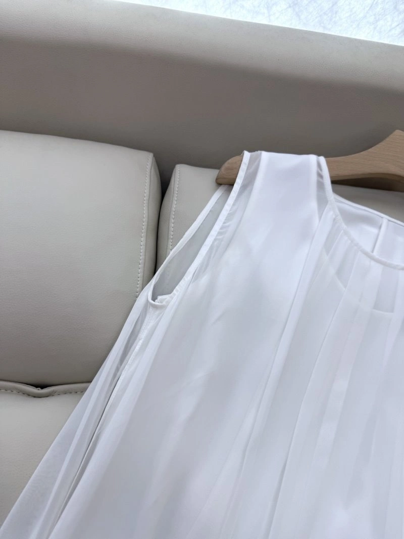 Chic Unclassified Brand Dress 147897