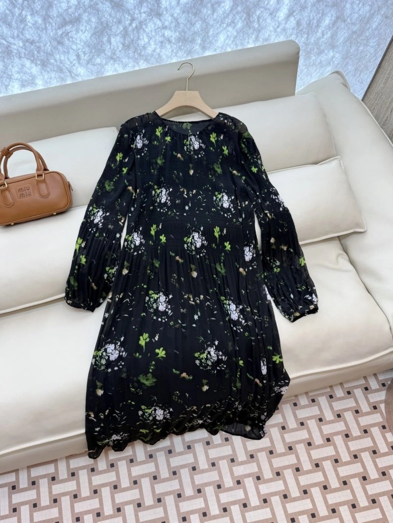 Sleek Unclassified Brand Dress 147892