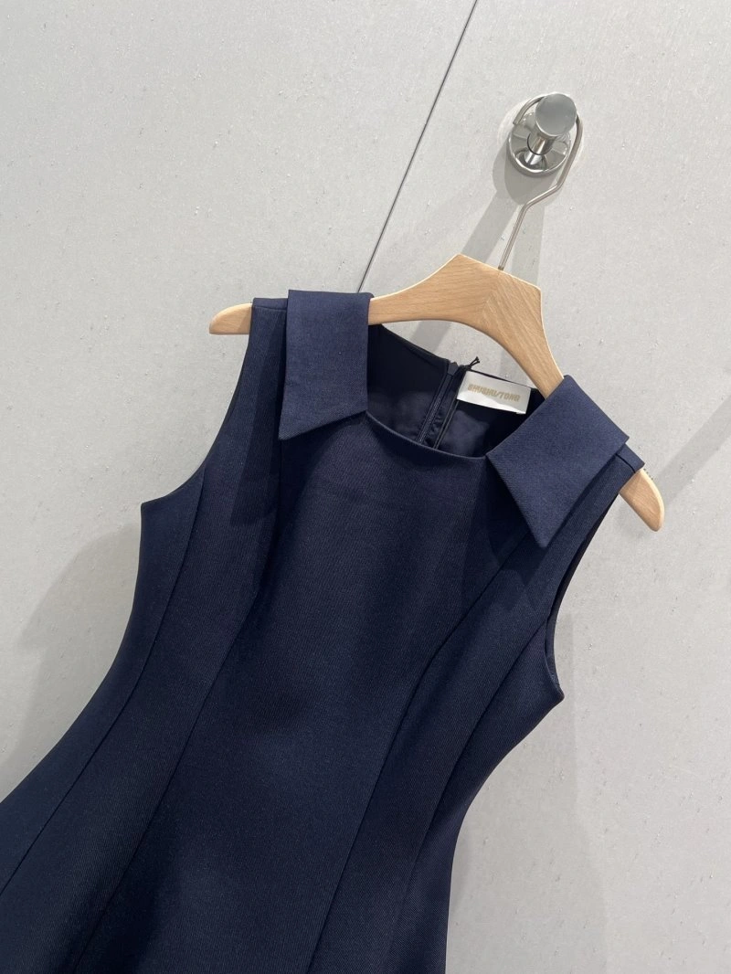 OdorResistant Unclassified Brand Dress 147876