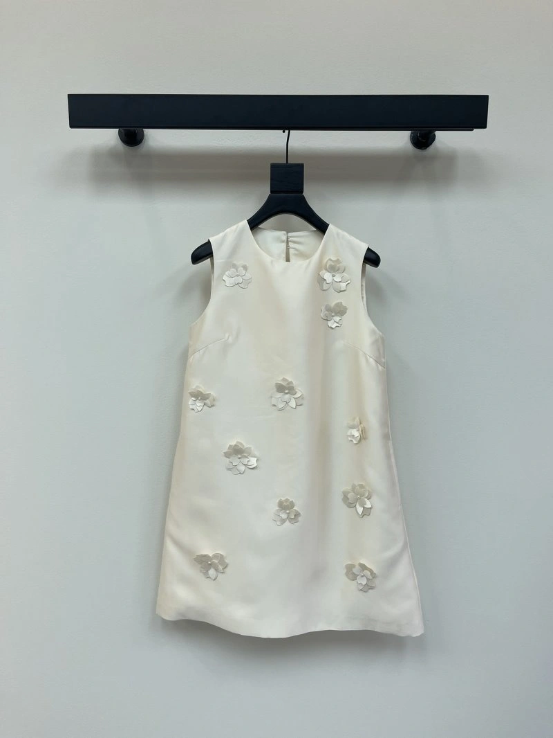Unique Unclassified Brand Dress 147873