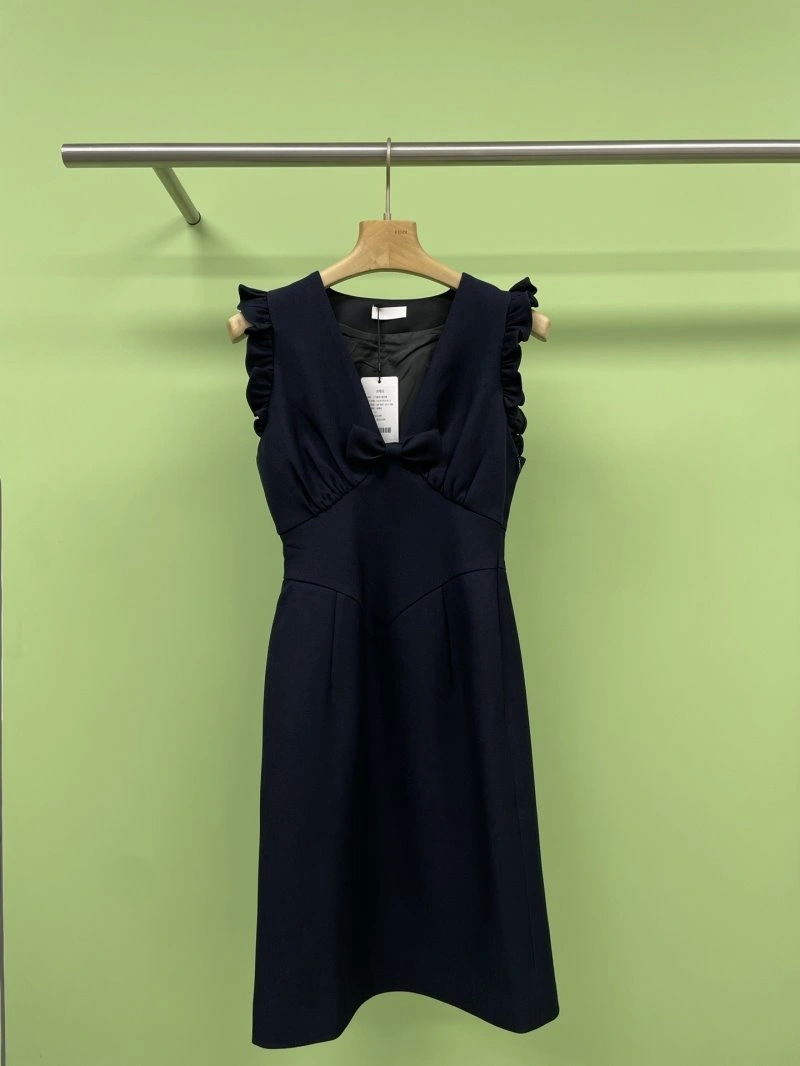 Attractive Unclassified Brand Dress 154208