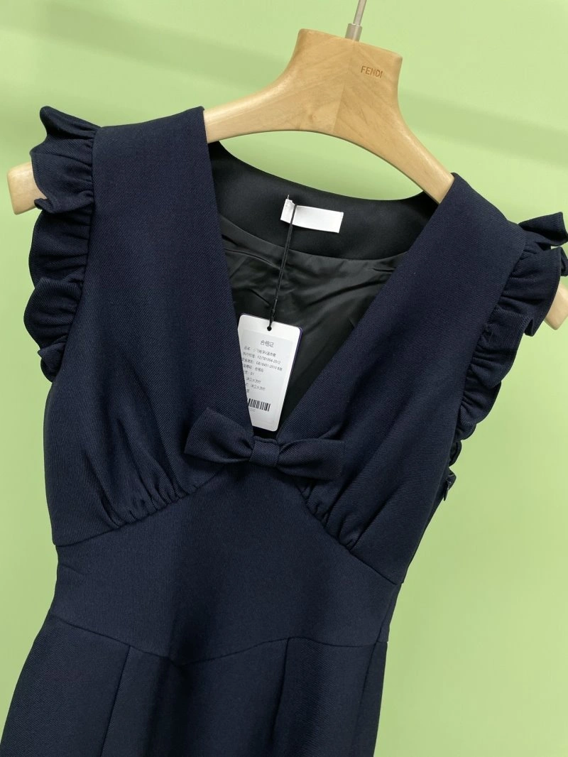 Attractive Unclassified Brand Dress 154208