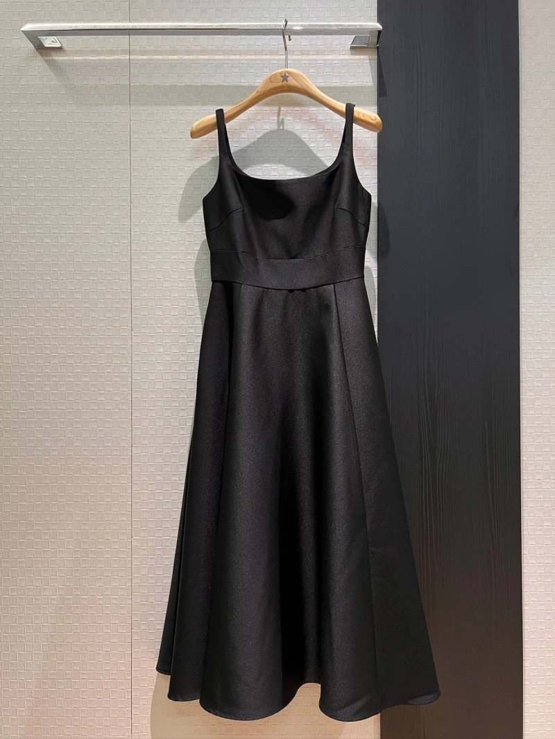 OdorResistant Unclassified Brand Dress 154211
