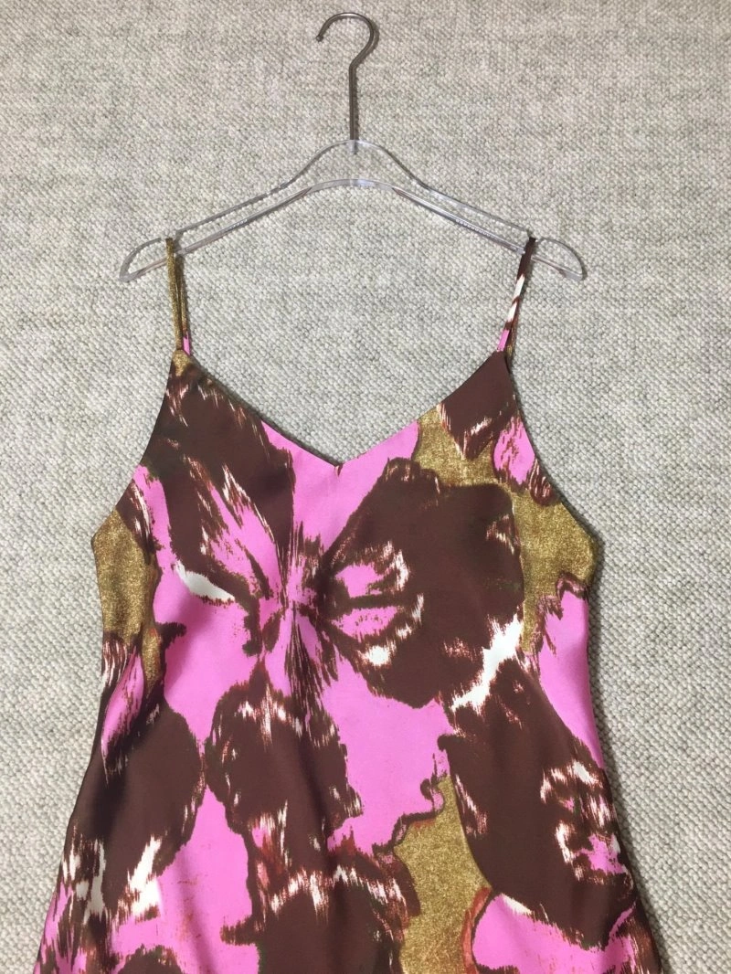 Resilient Unclassified Brand Dress 154194
