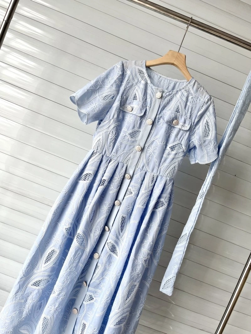 Unique Unclassified Brand Dress 154212