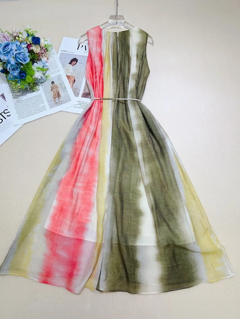 Tailored Unclassified Brand Dress 154132