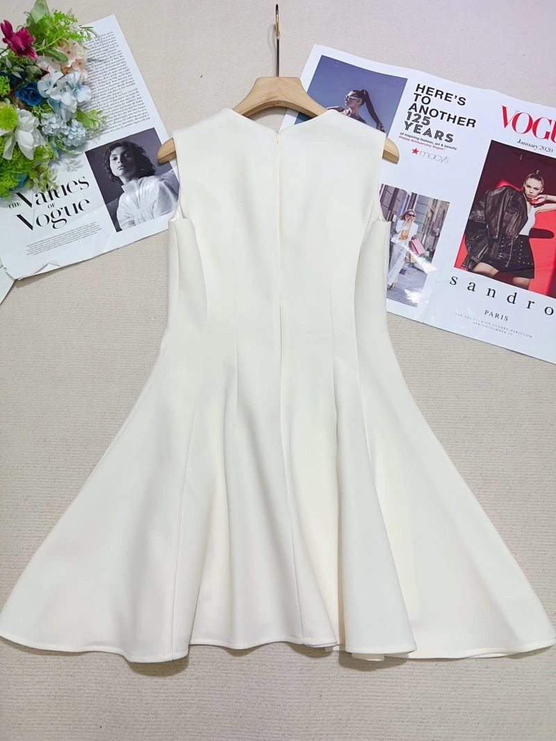 Modern Unclassified Brand Dress 154082